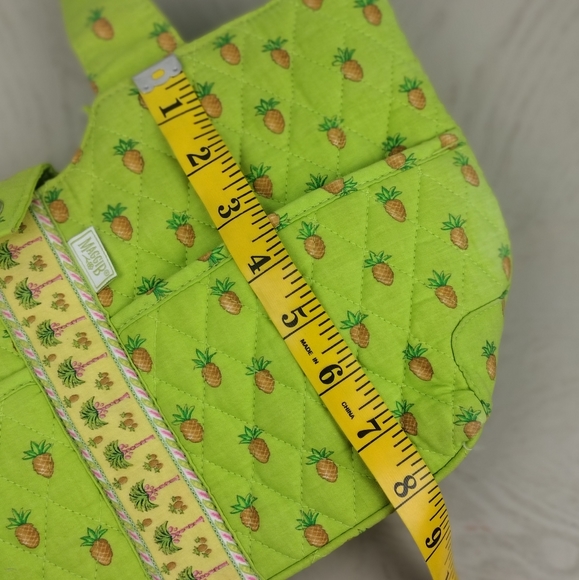 MaggiB Pineapple Lime Green Hand Bag🍍 - Picture 4 of 6